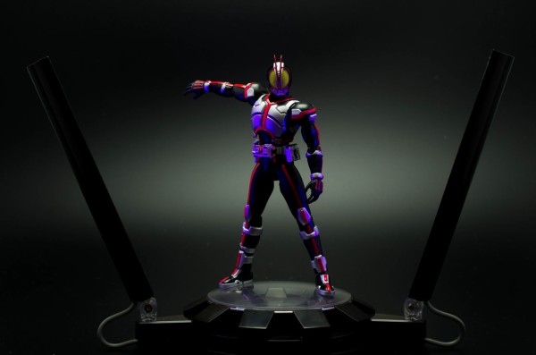 S.H.フィギュアーツ 仮面ライダー555 GLOWING STAGE SET レビュー