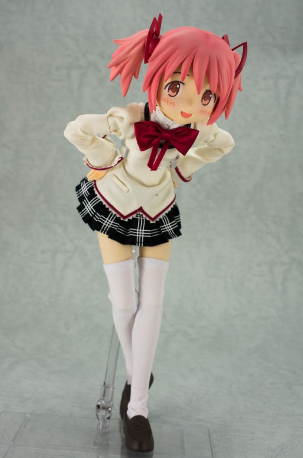 まどマギ RAH MGM 鹿目まどか &制服ver 2体セット メディコムトイ Amazon.co.jp: 魔法少女まどか☆マギカ RAH MGM 鹿目まどか 制服