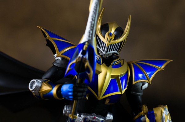 S.H.フィギュアーツ 仮面ライダーナイトサバイブ レビュー : ほっぱー
