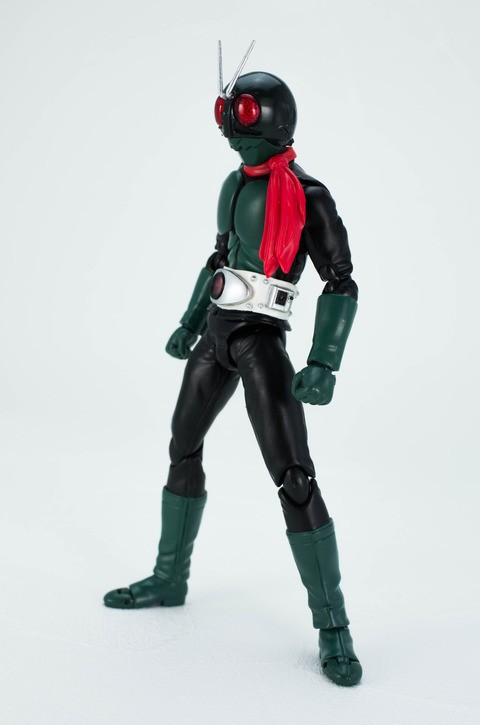 S.H.フィギュアーツ 仮面ライダー1号 (桜島ver.) レビュー : ほっぱー