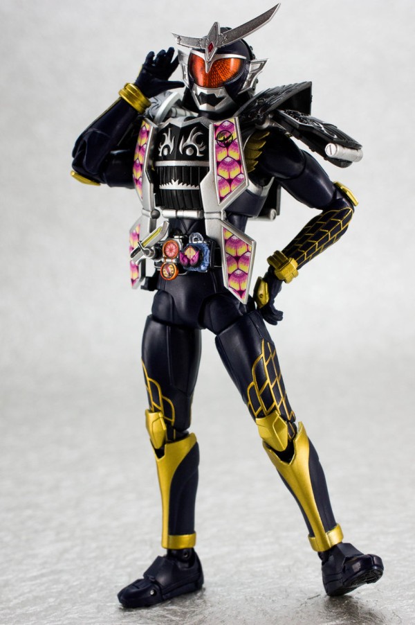 S.H.フィギュアーツ 仮面ライダー鎧武 ジンバーレモンアームズ