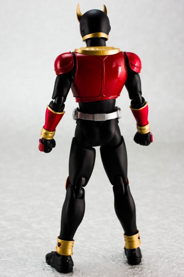 S.H.フィギュアーツ 真骨彫 仮面ライダークウガ マイティフォーム レビュー】S.H.Figuarts (真骨彫製法) 仮面ライダークウガ