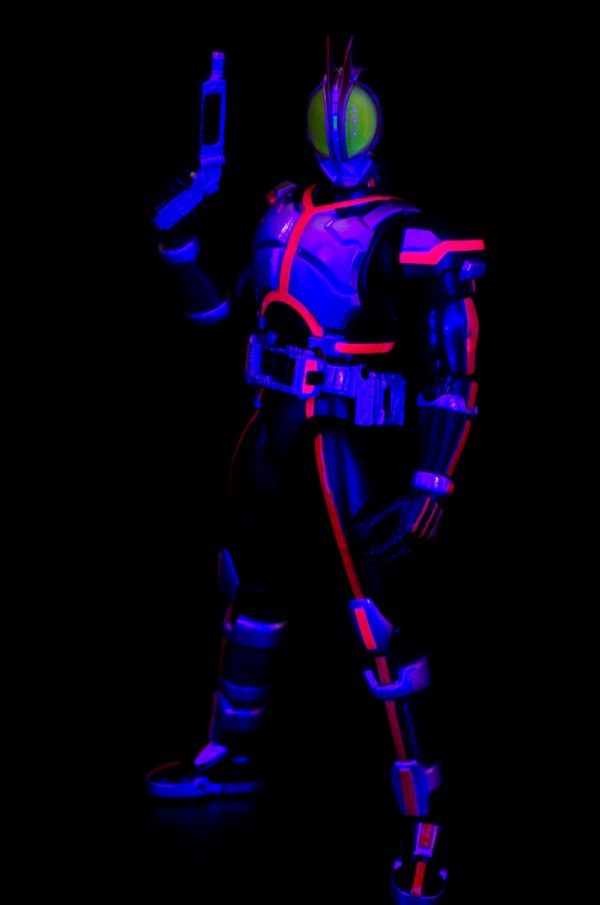 S.H.フィギュアーツ 仮面ライダー555 GLOWING STAGE SET レビュー