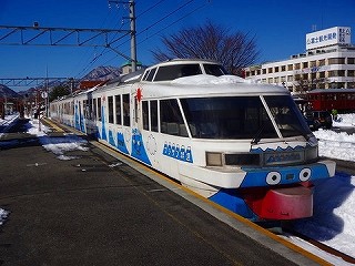 2016年1月22日富士急行 フジサン特急4号（河口湖～大月）-2000系