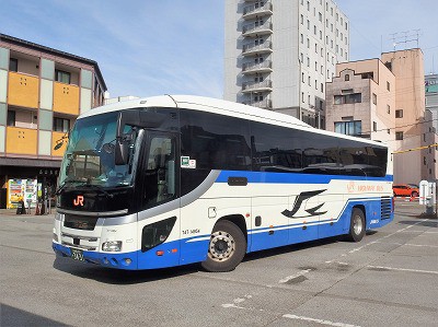 ストア バス 高山 名古屋