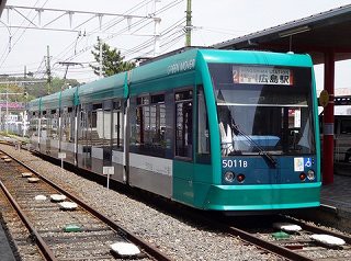 2015年4月24日広島電鉄 2号線（広電宮島口～広島駅） : バスの中の人の