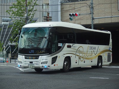 2023年7月28日西日本ジェイアールバス ドリームルリエ21号（東京駅八重洲南口～大阪駅JR高速バスターミナル） : バスの中の人の乗りもの記録