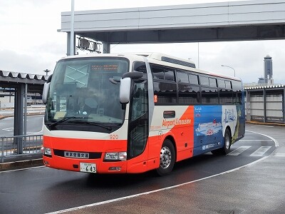 22年2月日東京空港交通 新宿 成田線 成田空港第3旅客ターミナル 新宿高速バスターミナル バスの中の人の乗りもの記録