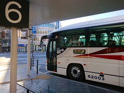 年3月18日京王バス東 中央高速バス甲府線1560便 甲府南インター経由 甲府駅 バスタ新宿 バスの中の人の乗りもの記録