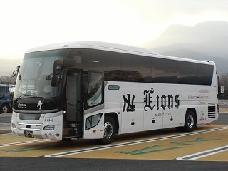 西鉄バス 】 夜行高速バス はかた号・ライオンズエクスプレス