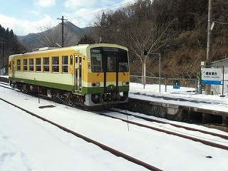 2013年1月18日JR西日本 木次線1447D（宍道～備後落合） : バスの
