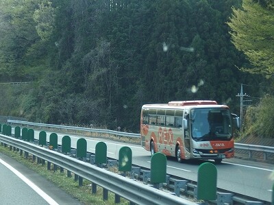 21年4月11日福島交通 あぶくま18号 郡山駅前 バスタ新宿 バスの中の人の乗りもの記録