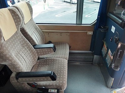 18年5月9日ジェイアールバステック スーパーライナー53号 東京駅八重洲南口 名古屋駅新幹線口 バスの中の人の乗りもの記録