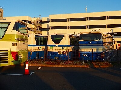19年11月12日ジェイアールバス東北 マロニエ新宿11号 バスタ新宿 佐野新都市バスターミナル バスの中の人の乗りもの記録