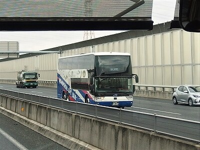 人気 大阪 静岡 バス 昼