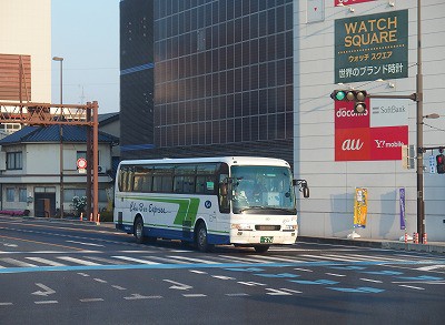 19年5月24日中国バス エトワールセト号 ハイアットリージェンシー東京 三原駅前 バスの中の人の乗りもの記録 19年5月24日中国バス エトワールセト号 ハイアットリージェンシー東京 三原駅前 バスの中の人の乗りもの記録