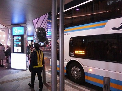 17年3月18日ジェイアール四国バス ドリーム高松1号 東京駅八重洲南口 観音寺駅 エアロキング バスの中の人の乗りもの記録