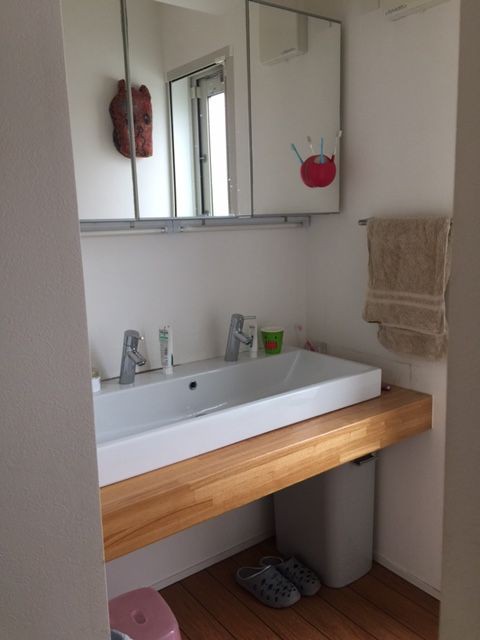 イタリアで購入　洗面台　パウダー台付 イタリアで購入洗面台パウダー台付