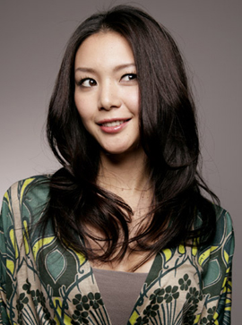 25 知花 くらら 髪型