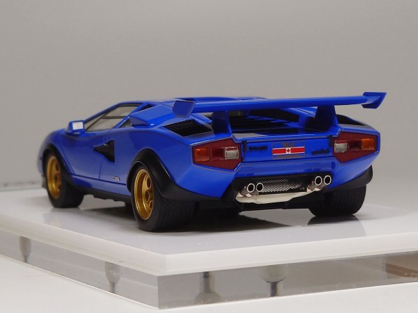 2台のユニークなウルフ2号..EIDOLON 1/43 Lamborghini