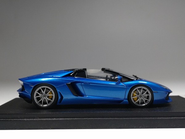 おかえりなさいpart1EIDOLON 1/43 Lamborghini Aventador LP700-4