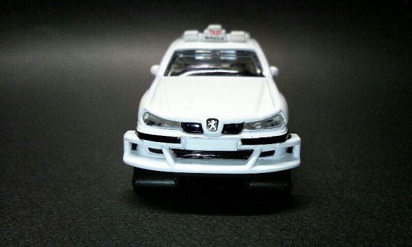 バンダイ CHARAWHEELS ULTIMATE EDITION TAXI③ PEUGEOT 406 TAXI Ver [キャラウィール  アルティメッド エディション タクシー3 プジョー406 タクシーバージョン]ミニカー レビュー : たばらん日記