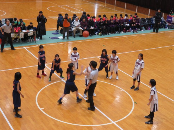 Uty旗山梨県ミニバス大会が開幕しました 山梨の バスケットボール専門店 ボンスポーツのスタッフ 土屋晴幸のブログ