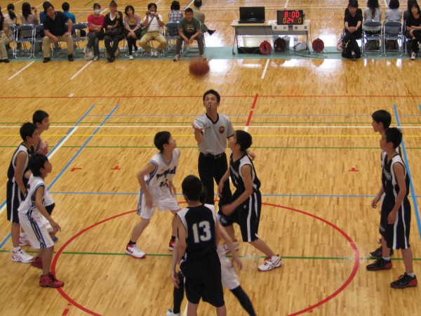 中学選手権①♪ : 山梨の🏀バスケットボール専門店☆ボンスポーツのスタッフ☆土屋晴幸のブログ☆