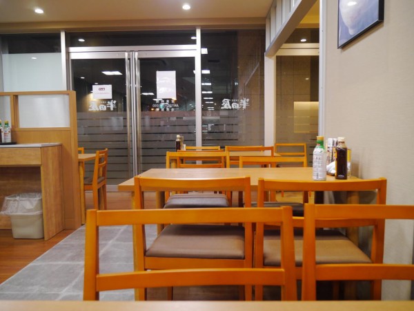 閉店 武蔵浦和スカイ ガーデンの半田屋はまるで社員食堂 この上質空間を1人で占拠できるなんて贅沢すぎる 浦和裏日記 さいたま市の地域ブログ