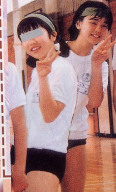 吉澤ひとみさん 小学生ときのブルマ姿 雑炊最高