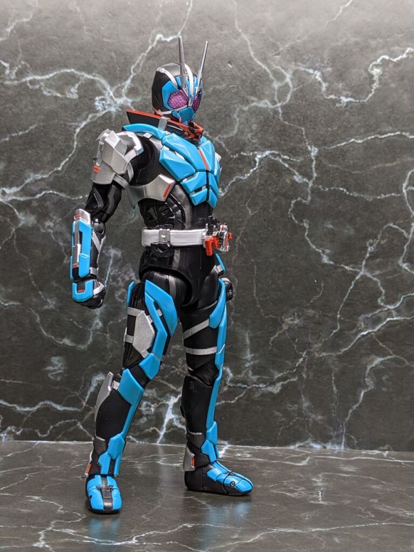 お気に入り】 バンダイ S.H.フィギュアーツ 仮面ライダーロッキング