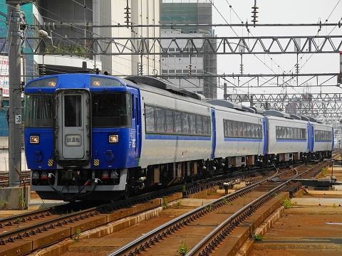 2014年7月29日撮影】キハ183系7550番台試運転 : かぐらかり