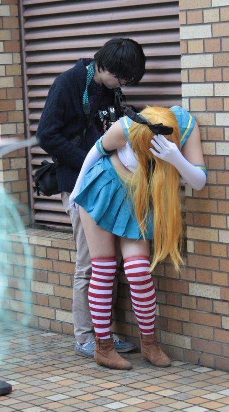 コスプレイヤーの胸チラ パンチラ ふぇあり 速報