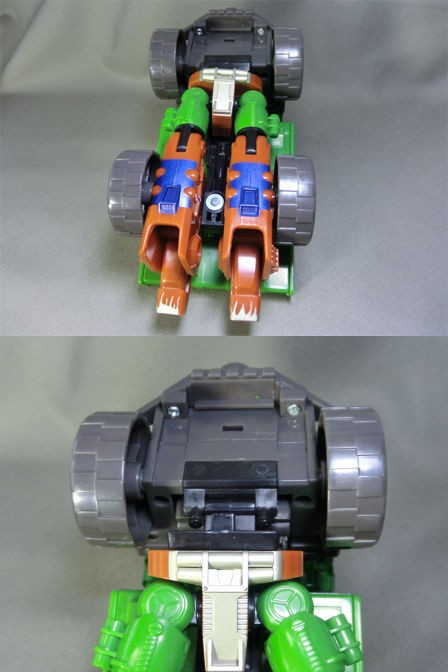 トランスフォーマースーパーリンク　アイアントレッド 鉄の一歩」の巻（『TFスーパーリンク』「アイアントレッド