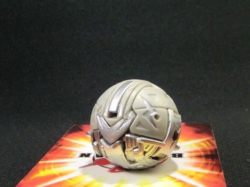 外爆丸」の巻（海外版『爆丸』「WOLFURIO」「TAYLEAN」） : べにーの雑想魂