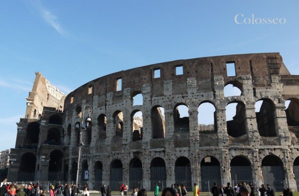 ローマの古代建造物といえば Lacy Calligraphy