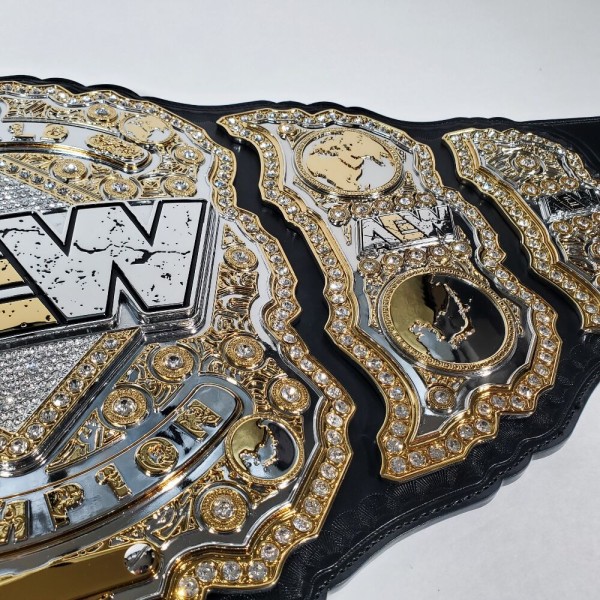 AEW オール・エリート・レスリング 【世界王座 レプリカ・チャンピオンベルト】 入荷！ : プロレス・格闘技ショップ 「Big Blue」