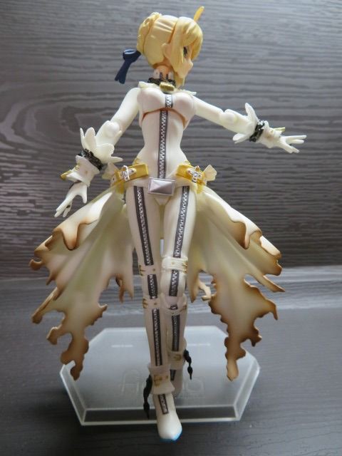 フェイト エクストラ Ccc 限定版 Figma セイバー ブライド レビュー 評価辛口 フィギュア イラスト研究所