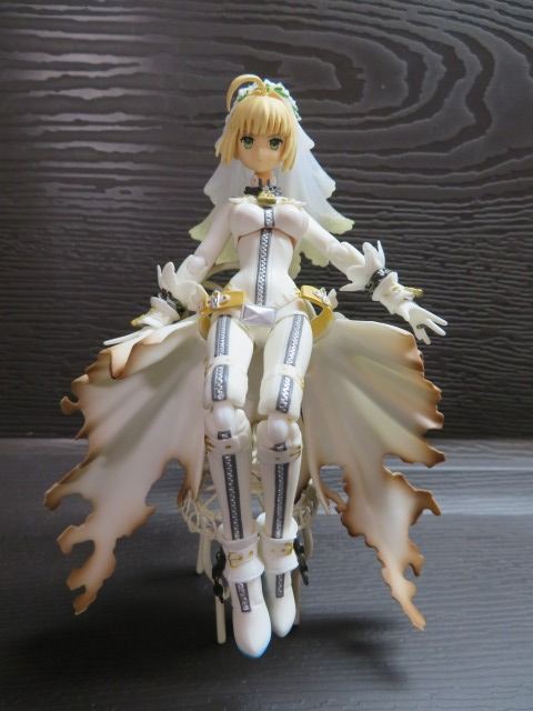 フェイト エクストラ Ccc 限定版 Figma セイバー ブライド レビュー 評価辛口 フィギュア イラスト研究所