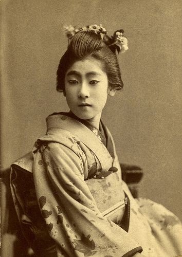 芸妓「ぽん太」 : 写真で見る昔の日本