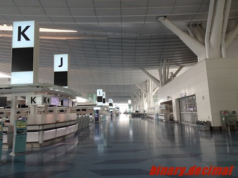 誰もいないのだよ 羽田空港第３ｔ 梅成亭