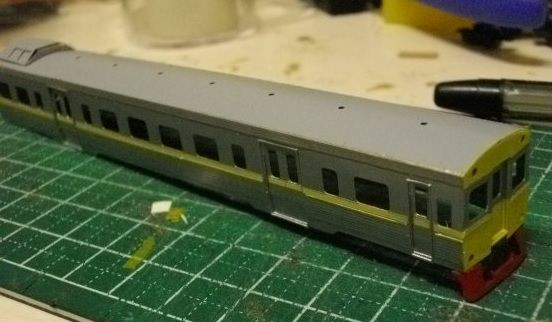 タイ国鉄THN近郊型気動車 Nゲージキット窓ガラス : 日本と台湾他海外の