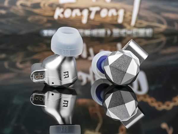 TRI i2 KONGTONG」 独自12mm平面駆動ドライバーを搭載しシンプルかつ