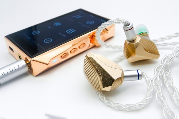 HIDIZS AP80 PRO MAX Pure Copper Edition」 超コンパクトながら