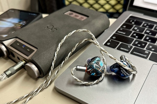 LETSHUOER x GIZAUDIO Galileo」 星雲をイメージしたシェルにリキッド