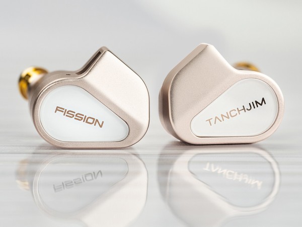 TANCHJIM FISSION」 軽量コンパクトで12種類のモード設定