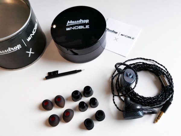 Massdrop x Noble X Universal」 125ドルに価格変更し、さらに
