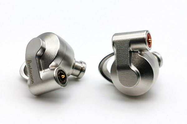 Pentaconn Scyne α01」 満を持して登場のPentaconnのイヤホン製品。隙