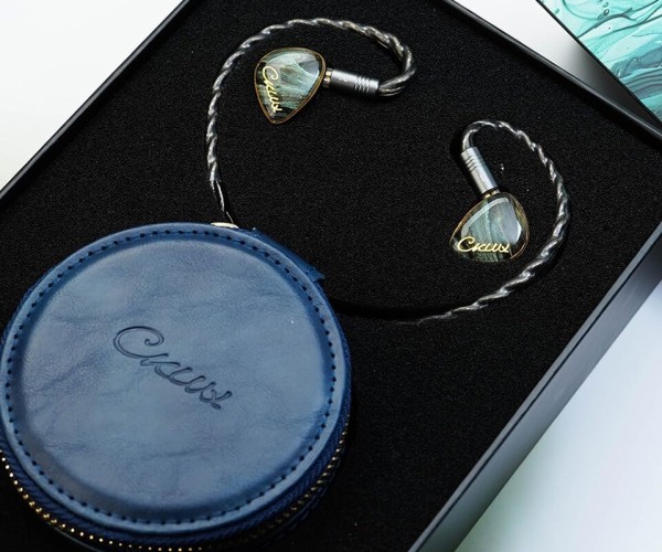 MYER-AUDIO CKLVX CK2V」 1DD+4BA+2マイクロ平面の7ドライバー構成