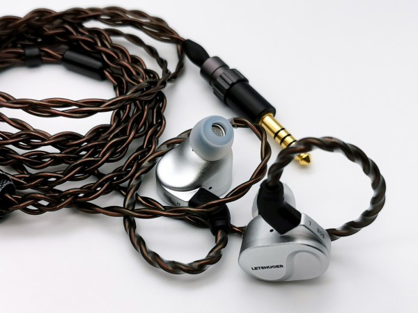 LETSHUOER S08」 第4世代13mm平面駆動ドライバー搭載。上位モデルを